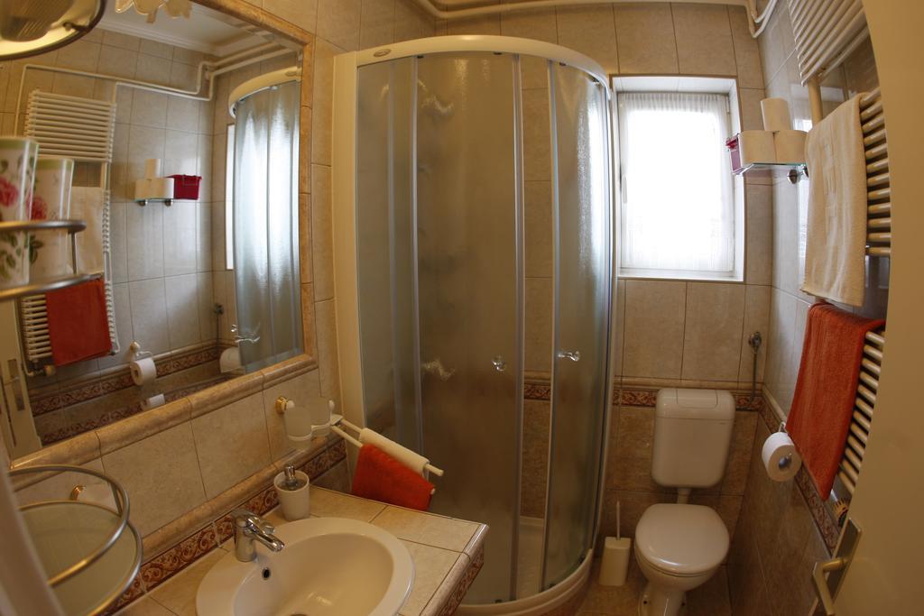 Rooms Beros Maribor Chambre photo